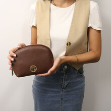 Vera Soft leather toiletry case Beige