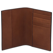 Leather passport cover Brown