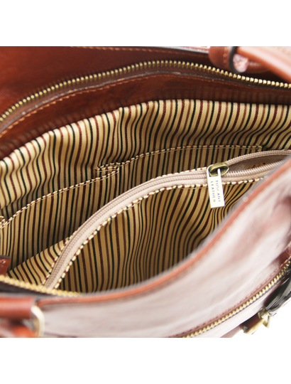 Geanta convertibila in rucsac Tuscany Leather din piele maro Patty
